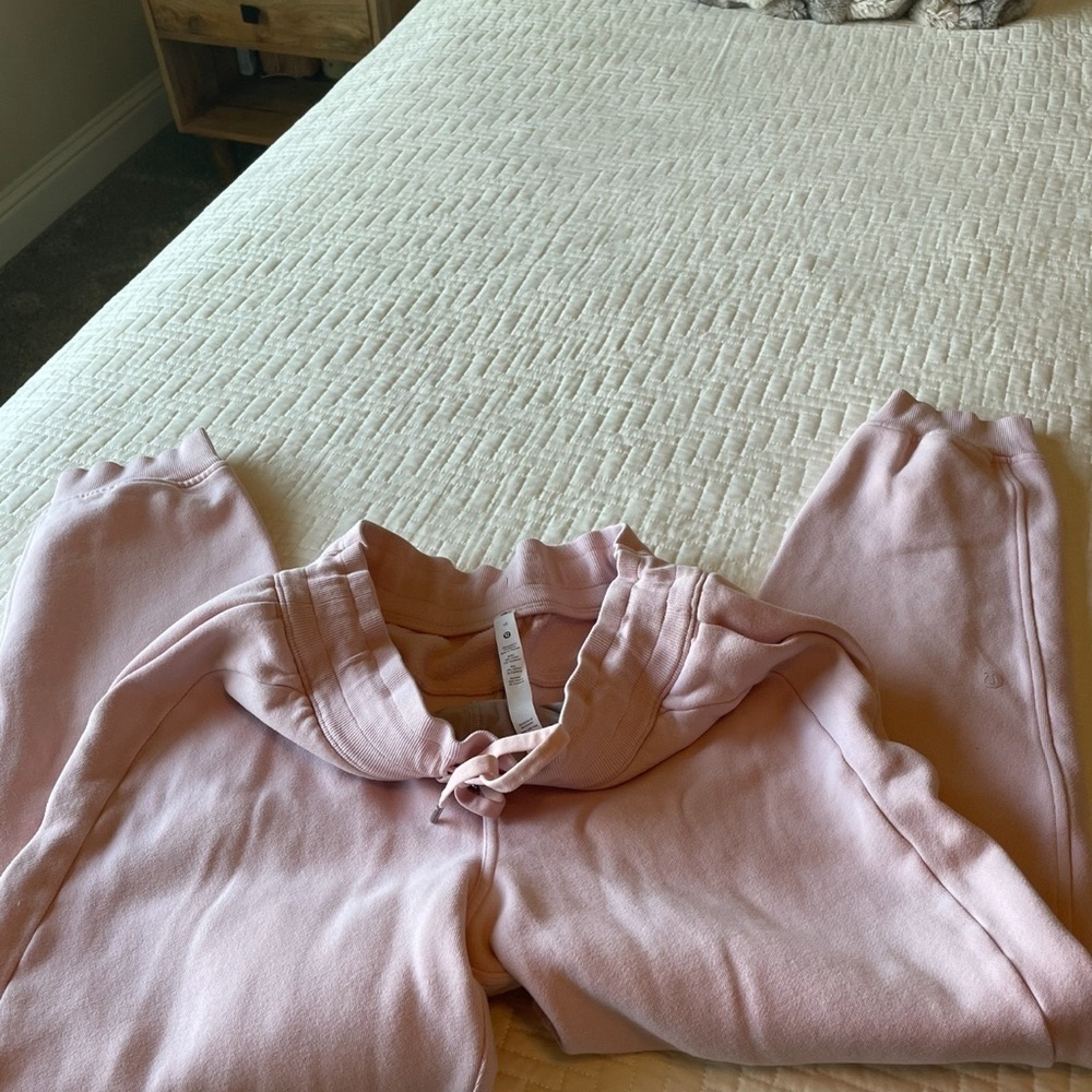 Lululemon sweatpants